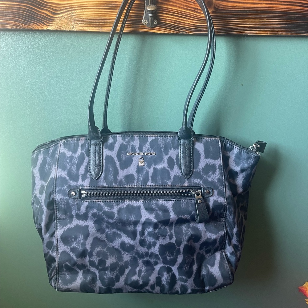 Michael Kors Gray Leopard Tote